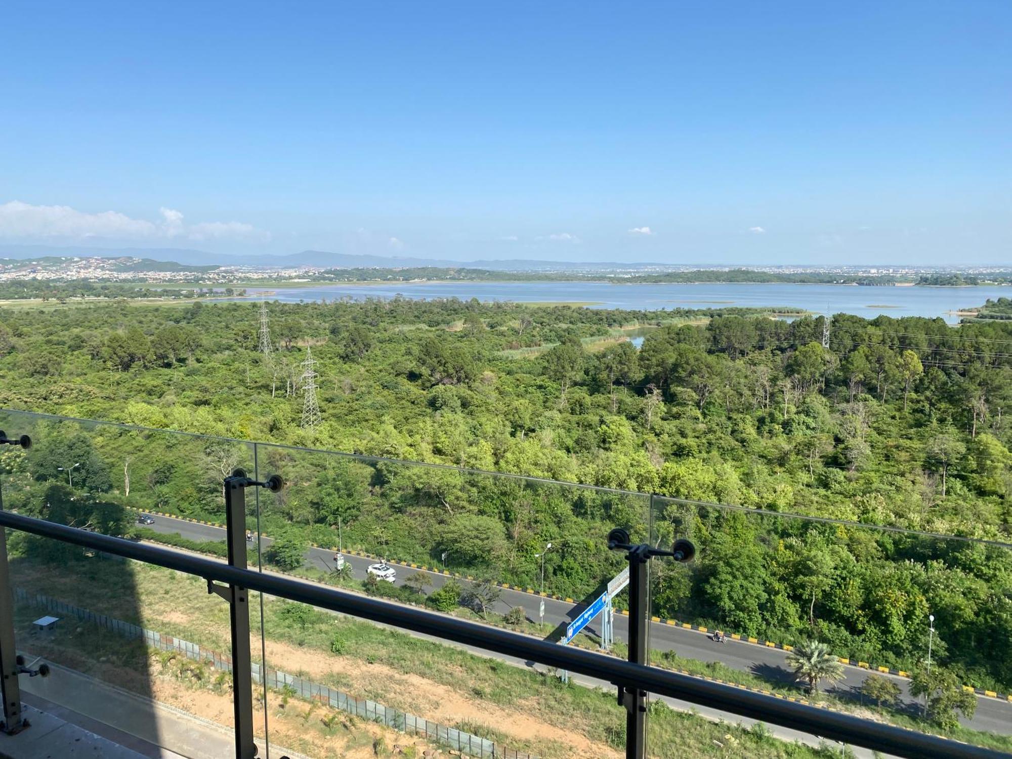 One Constitution Avenue - Apartments By Superhost Stays Islamabad Exteriör bild